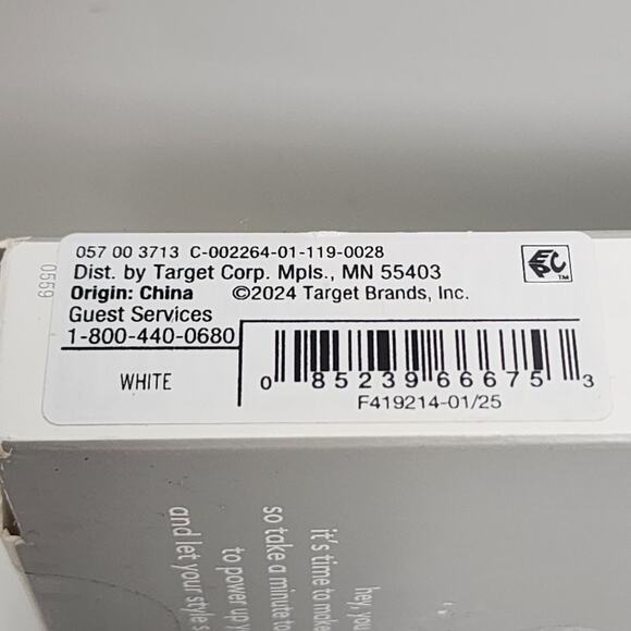 Apple AirPods & Earbuds Cleaning Kit White Target Heyday Brand NIB - Picture 3 of 5